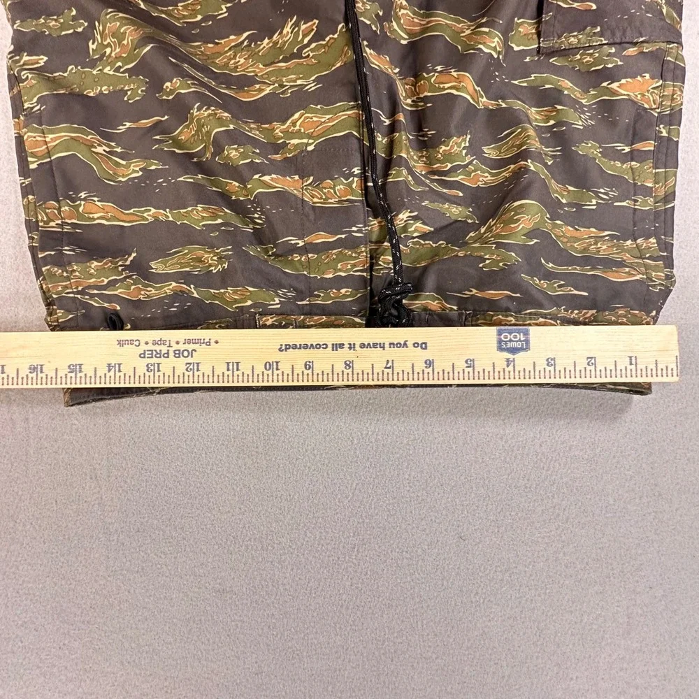 American Eagle Mens Tiger Stripe Camo Board Shorts Green Brown Swim Trunks Small